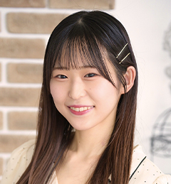 勝野里奈